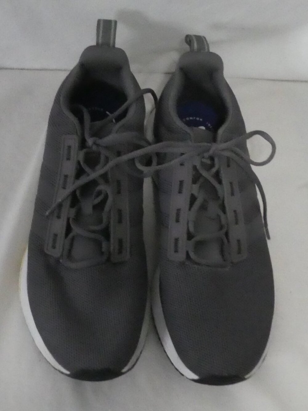 ADIDAS Men's Cloudfoam Super Sneaker With NIKE Comfort Insole Grey - size 11.5